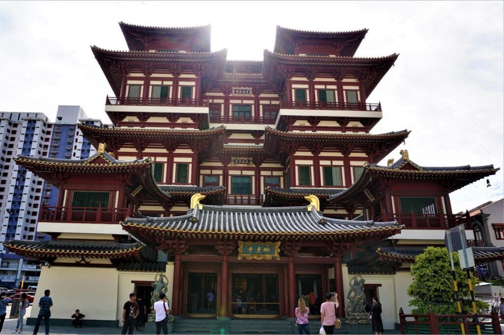 Singapore Buddha Tooth Relic Temple and Museum