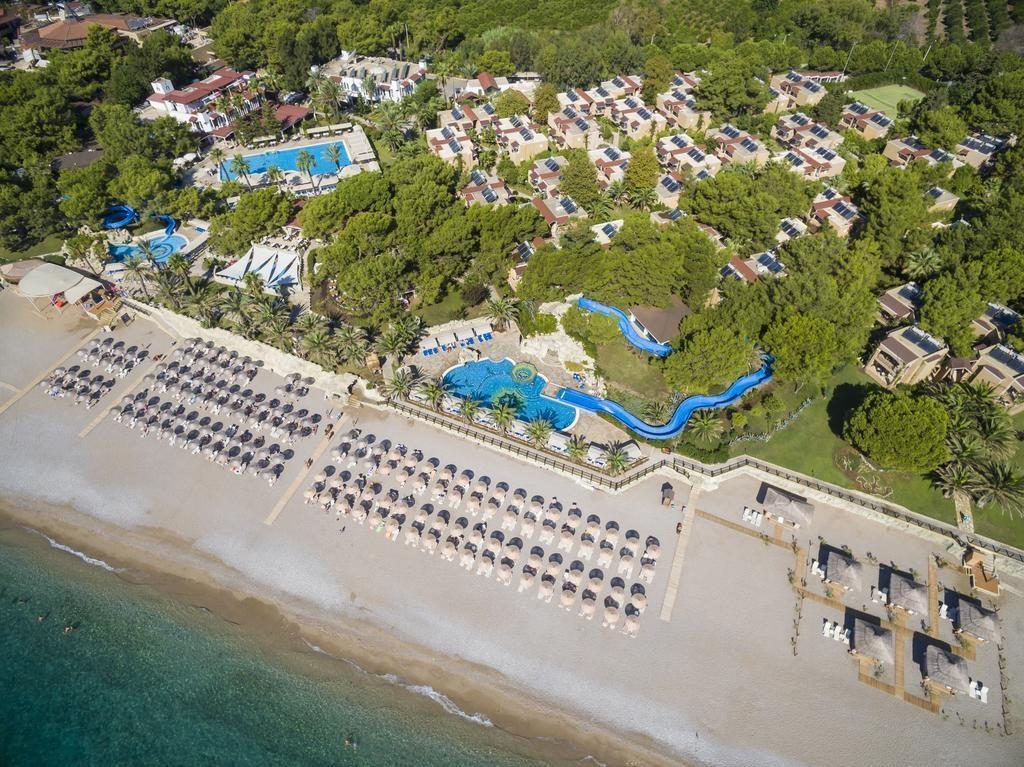 Pirate's Beach Club 5